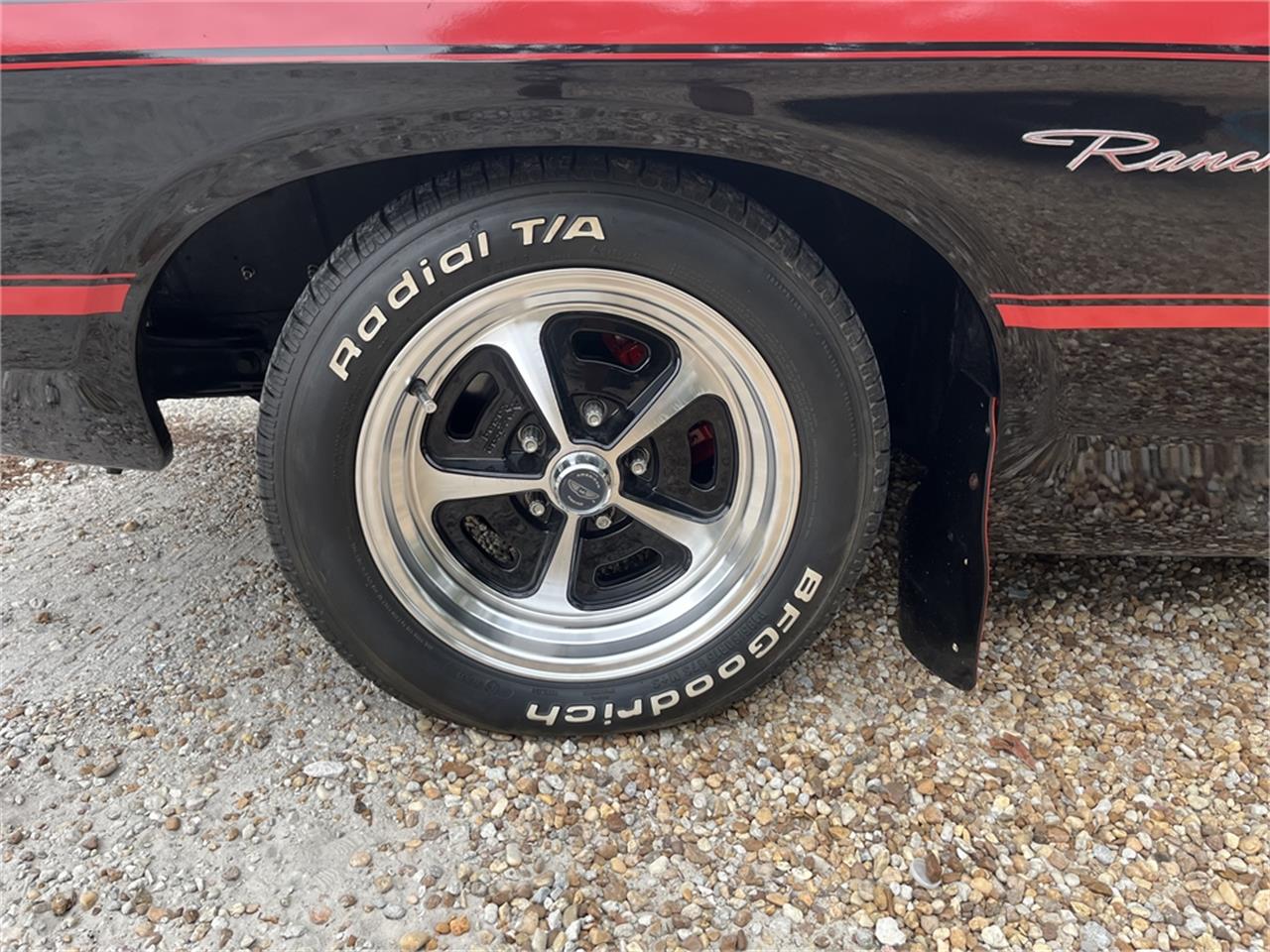 Ford-Ranchero-1969-Jet-Black-Black-33