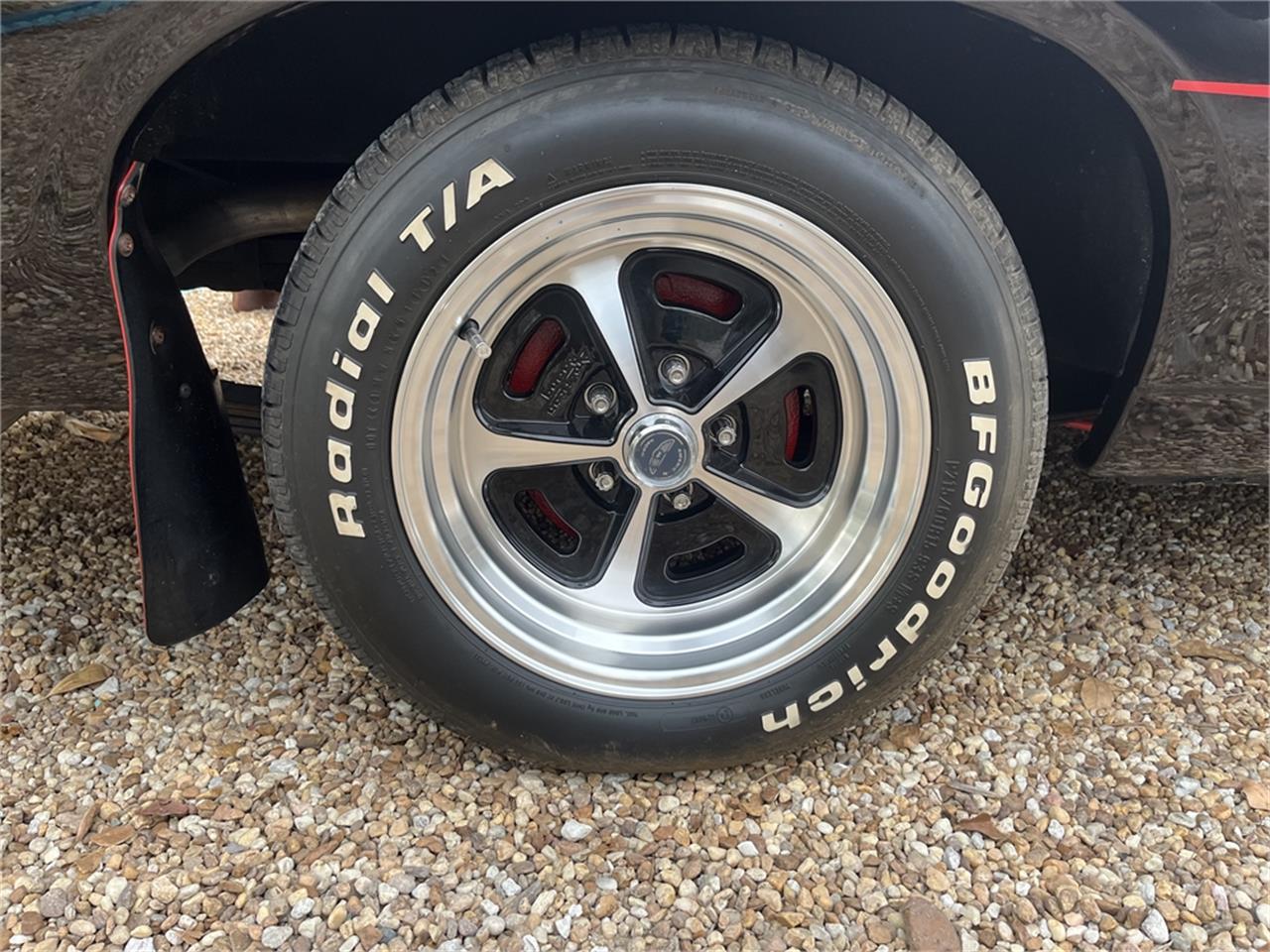 Ford-Ranchero-1969-Jet-Black-Black-7