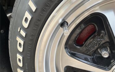 Ford-Ranchero-1969-Jet-Black-Black-8