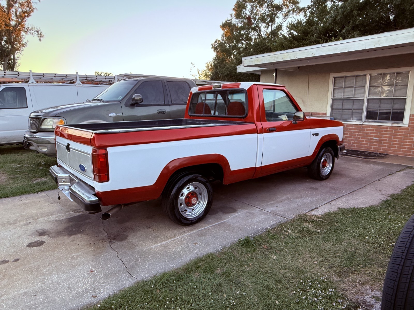 Ford-Ranger-1989-Standard-Cab-Pickup-10
