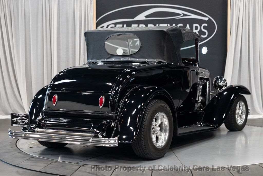 Ford-Roadster-1931-Convertible-2