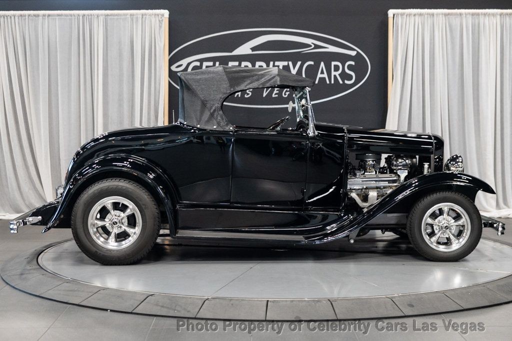 Ford-Roadster-1931-Convertible-3