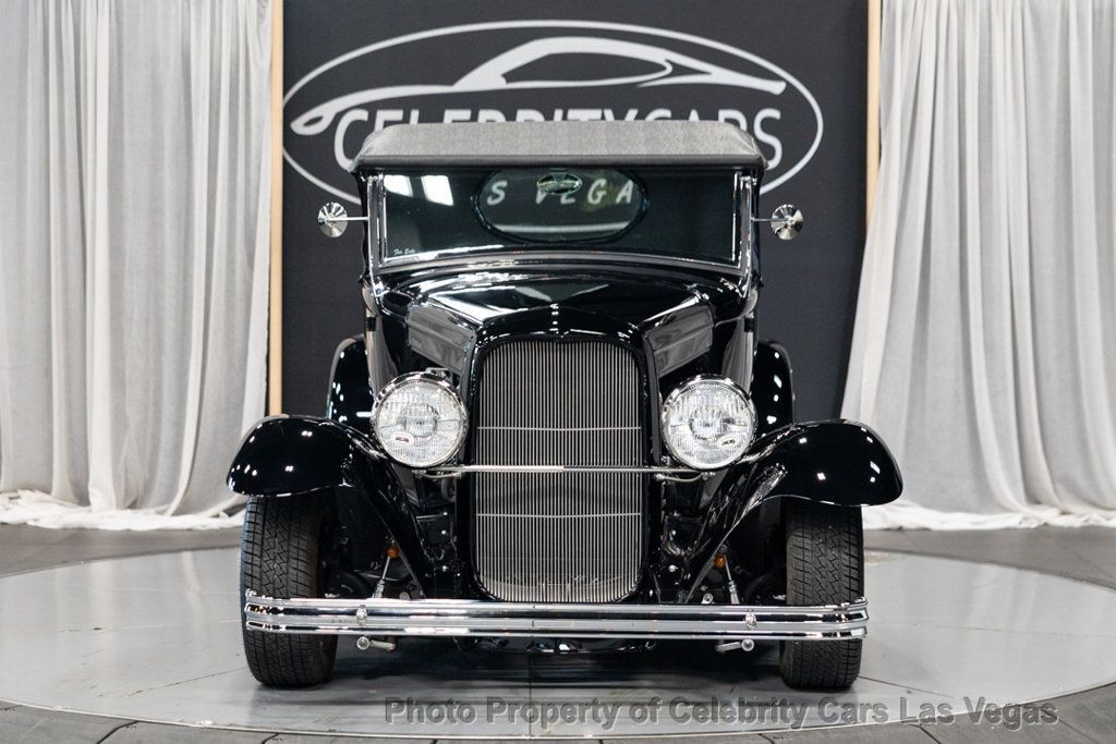 Ford-Roadster-1931-Convertible-5