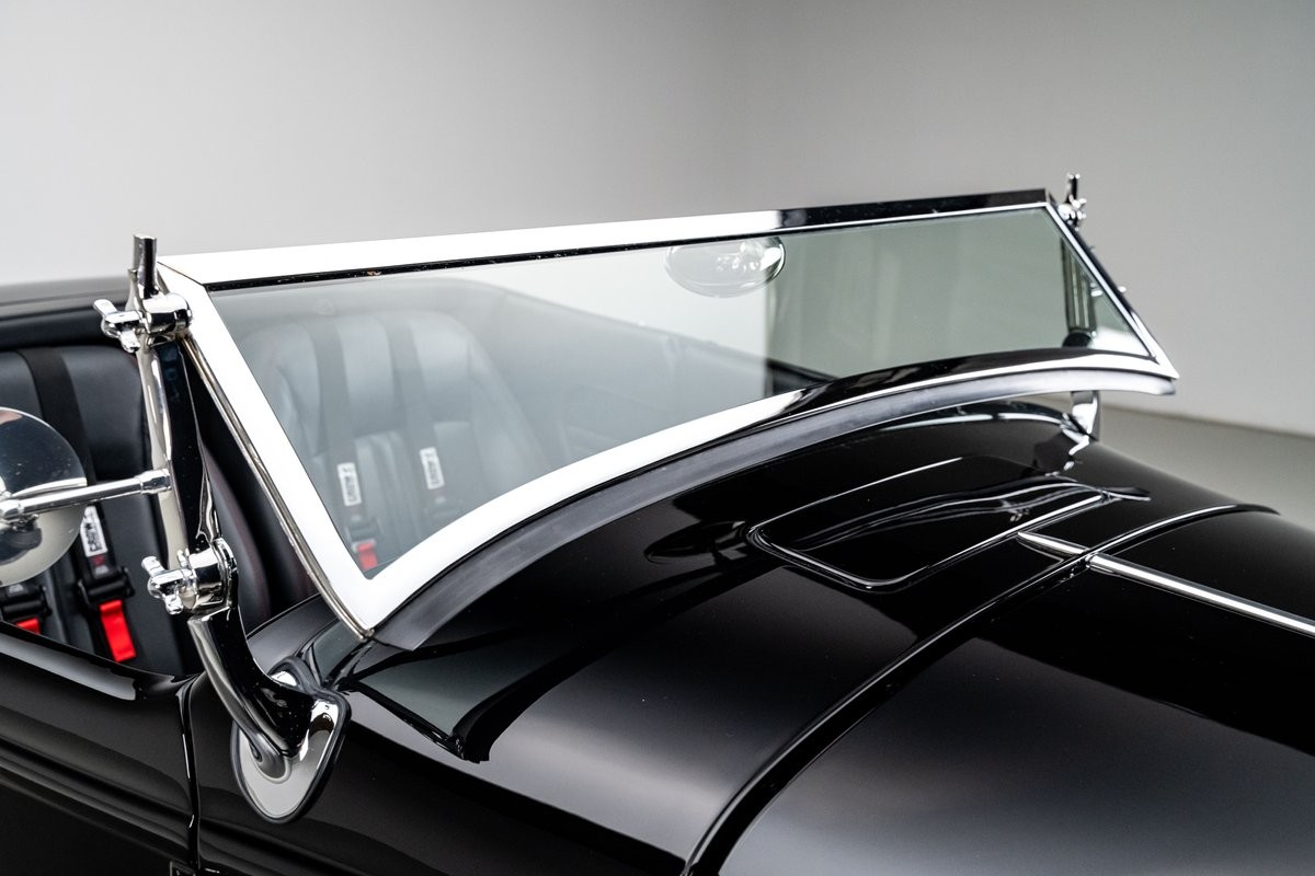 Ford-Roadster-1932-Roadster-12