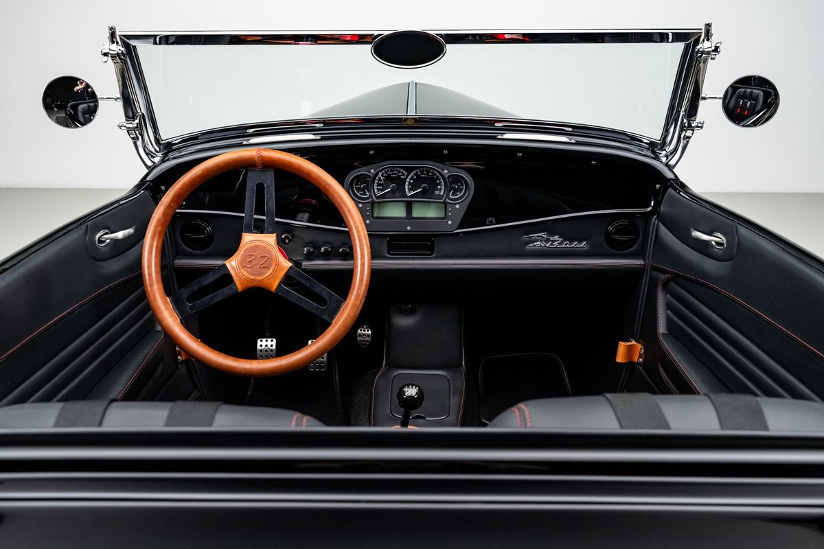 Ford-Roadster-1932-Roadster-3