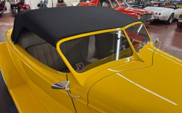 Ford-Roadster-1933-11