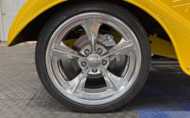 Ford-Roadster-1933-26