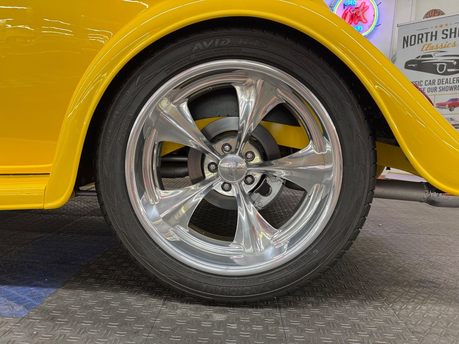 Ford-Roadster-1933-27