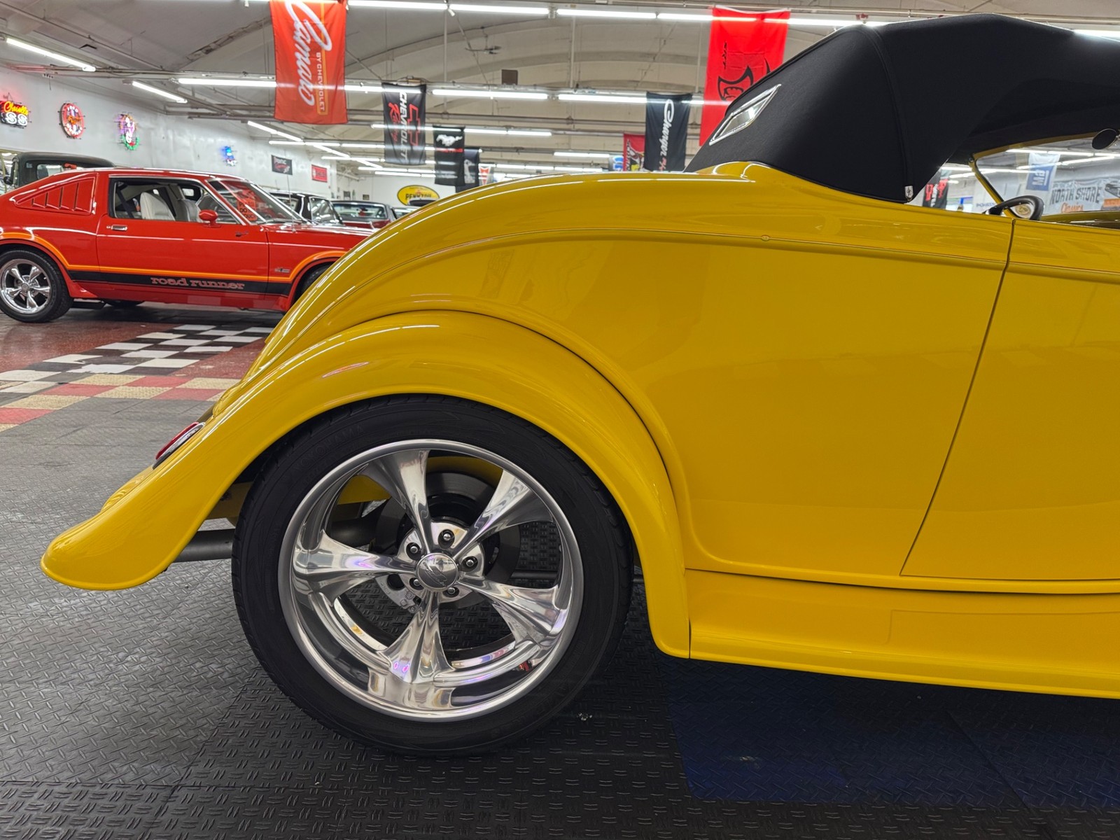 Ford-Roadster-1933-29