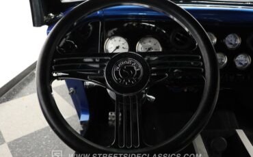 Ford-Roadster-1933-Blue-11