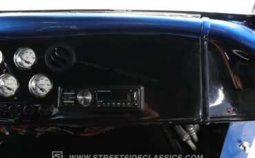 Ford-Roadster-1933-Blue-13