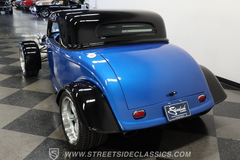 Ford-Roadster-1933-Blue-22