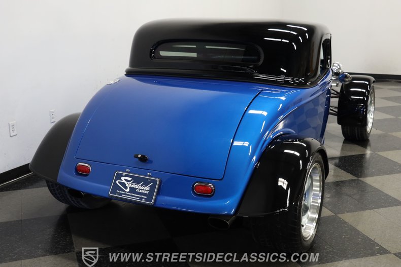Ford-Roadster-1933-Blue-24