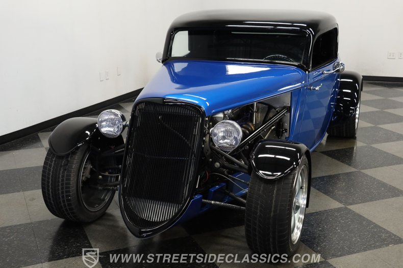 Ford-Roadster-1933-Blue-31