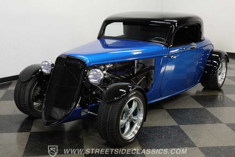Ford-Roadster-1933-Blue-32