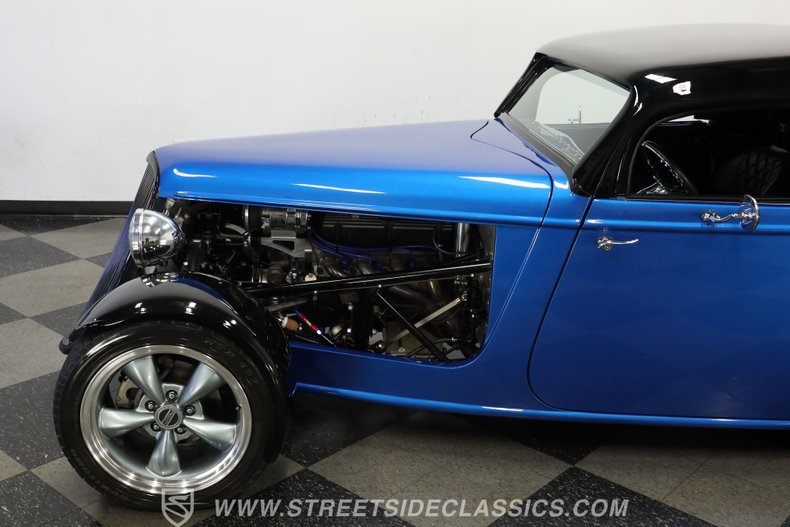 Ford-Roadster-1933-Blue-34