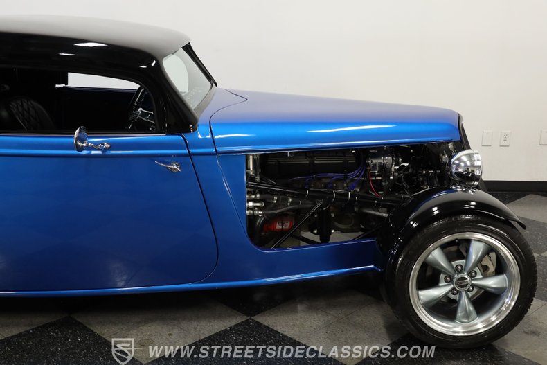 Ford-Roadster-1933-Blue-4