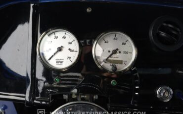 Ford-Roadster-1933-Blue-40