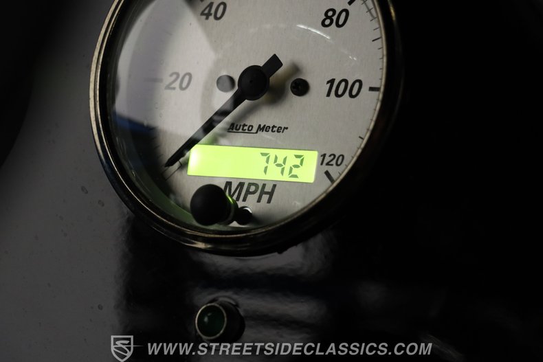 Ford-Roadster-1933-Blue-41