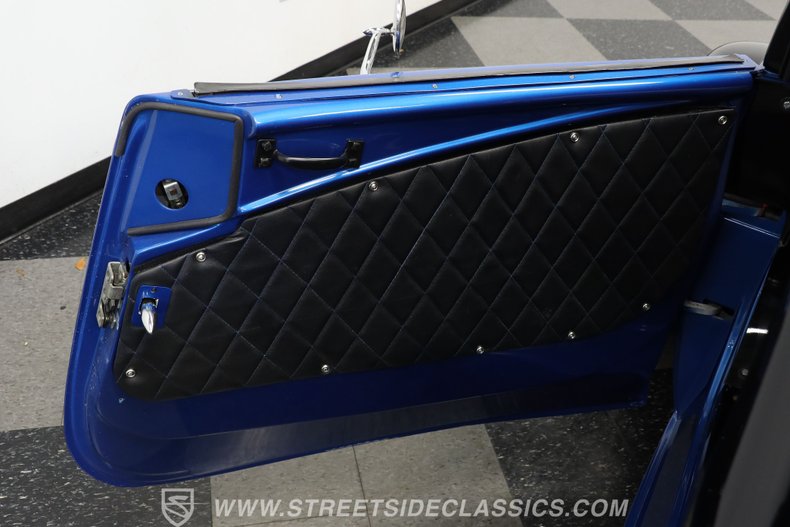 Ford-Roadster-1933-Blue-49