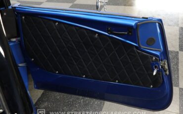 Ford-Roadster-1933-Blue-8