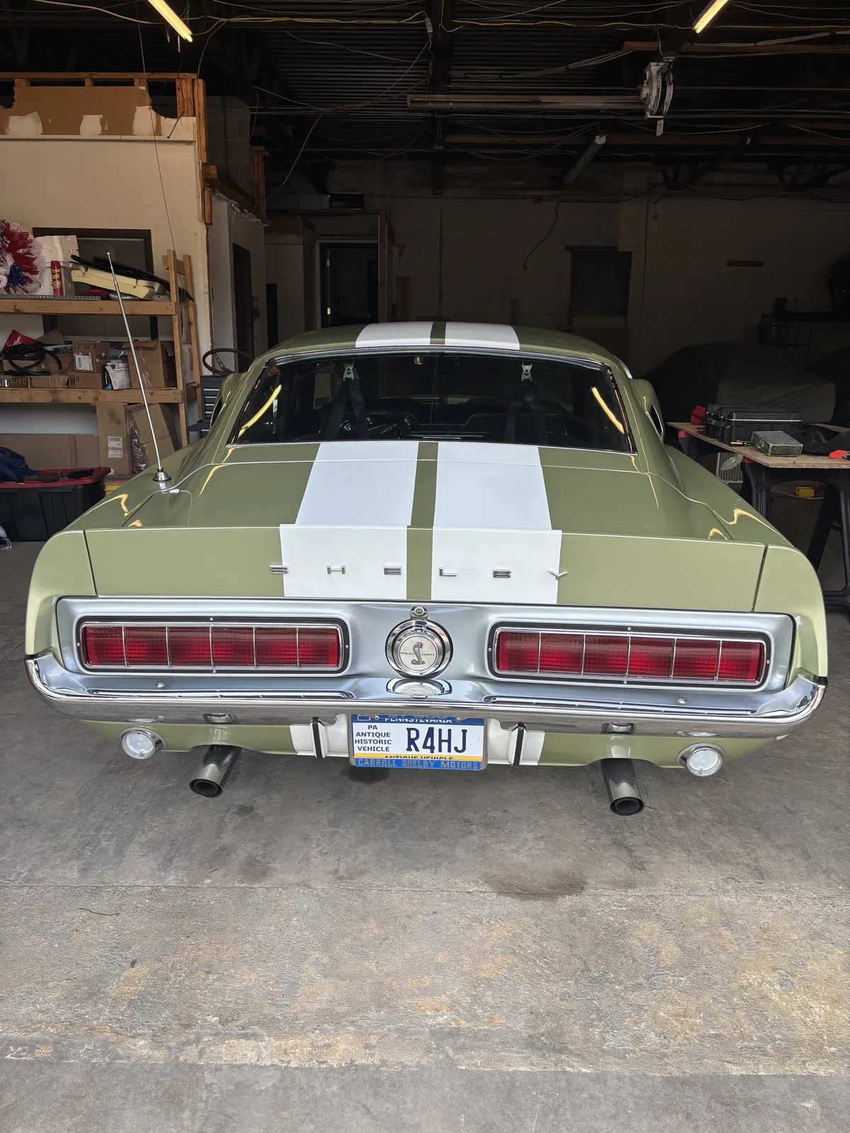 Ford-Shelby-mustang-1968-Lime-Gold-Black-5