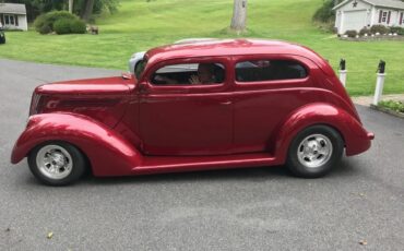 Ford-Standard-1937-Burgundy-Gray-1