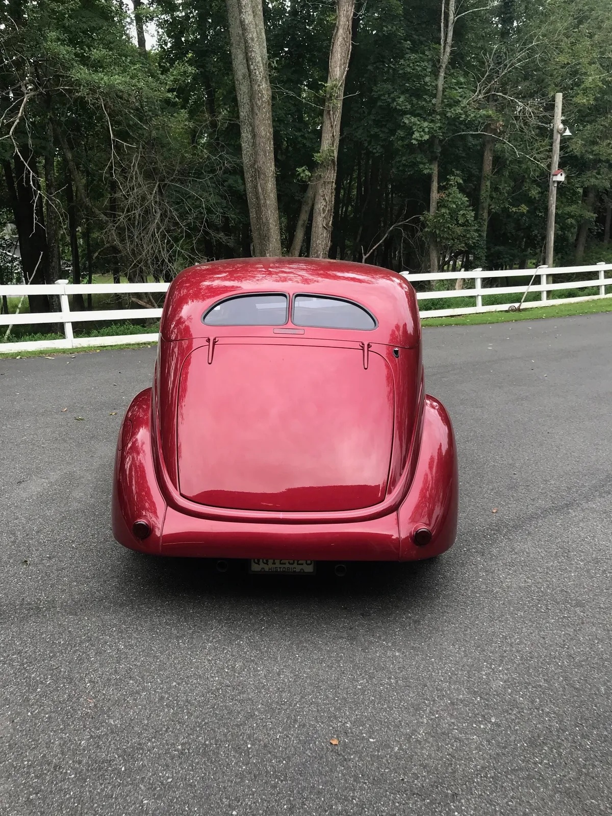 Ford-Standard-1937-Burgundy-Gray-3