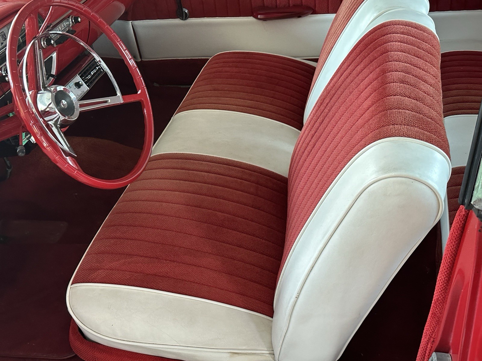 Ford-Starliner-1961-Coupe-10