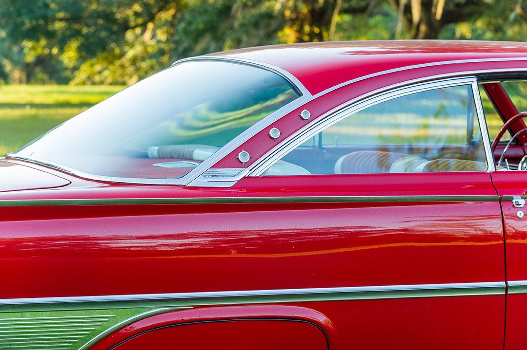 Ford-Starliner-1961-Coupe-3