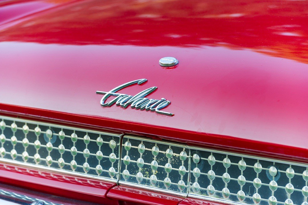 Ford-Starliner-1961-Coupe-4