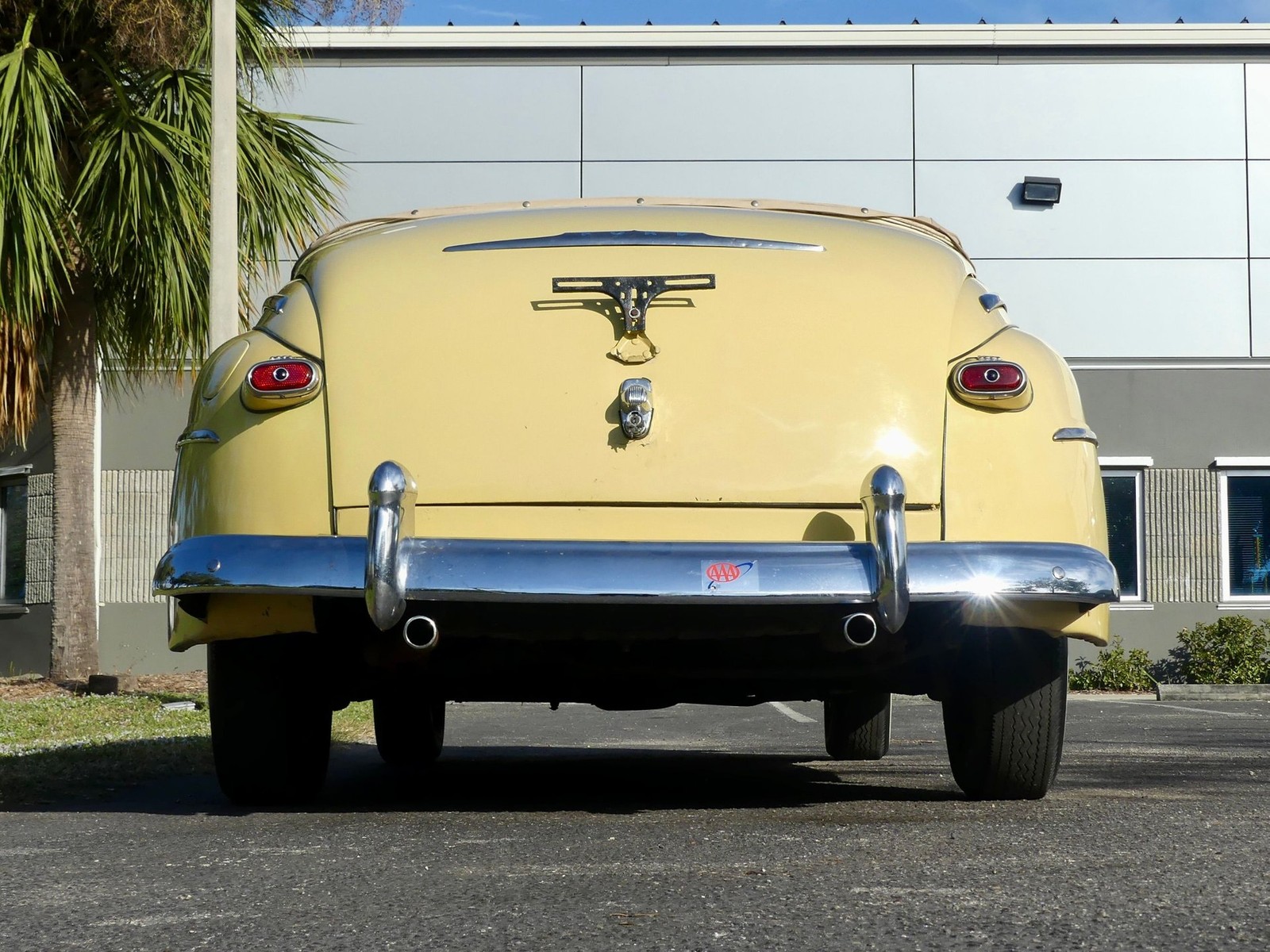 Ford-Super-Deluxe-1948-Convertible-18