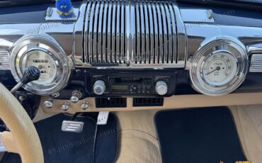 Ford-Super-Deluxe-Tudor-1948-Sedan-30