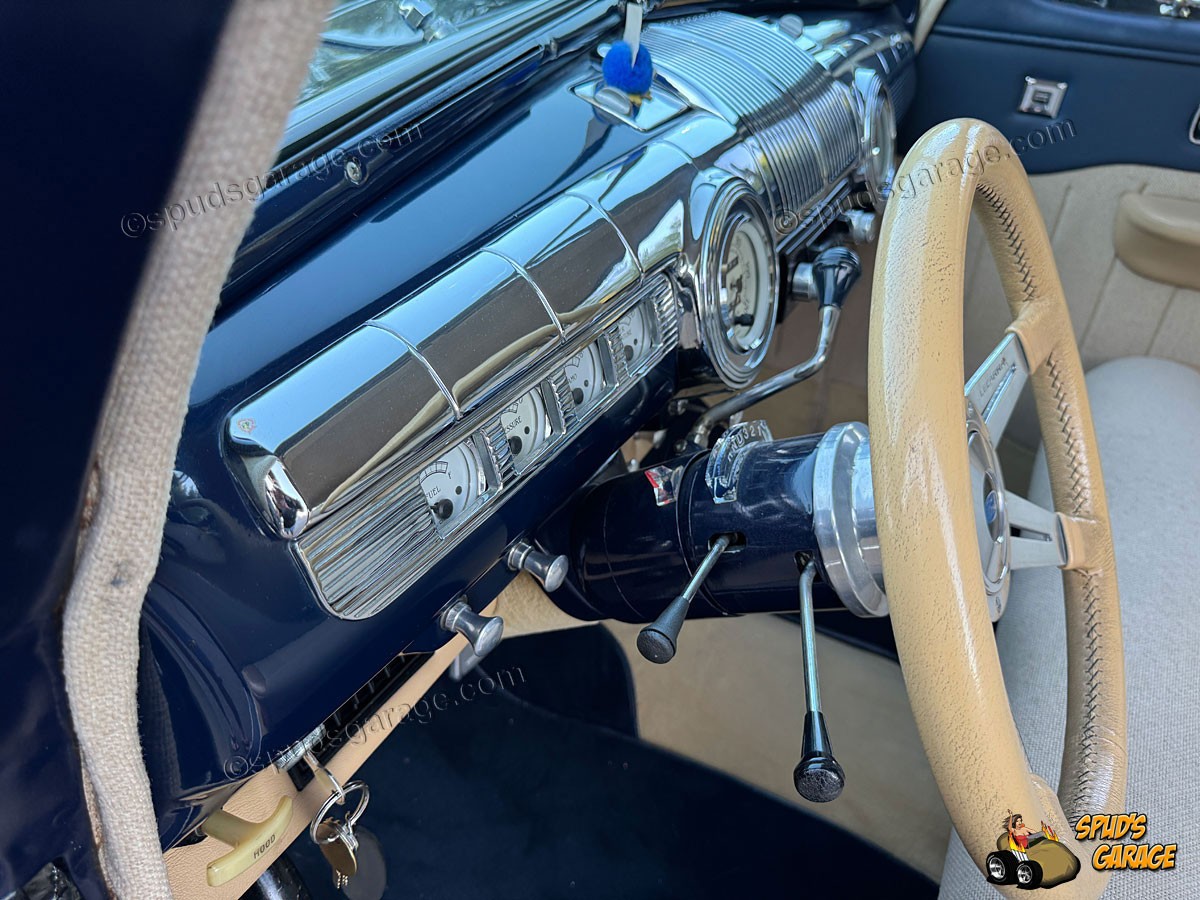 Ford-Super-Deluxe-Tudor-1948-Sedan-33