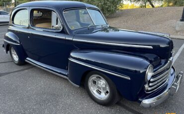 Ford-Super-Deluxe-Tudor-1948-Sedan-6