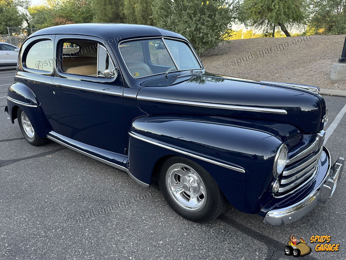 Ford-Super-Deluxe-Tudor-1948-Sedan-6