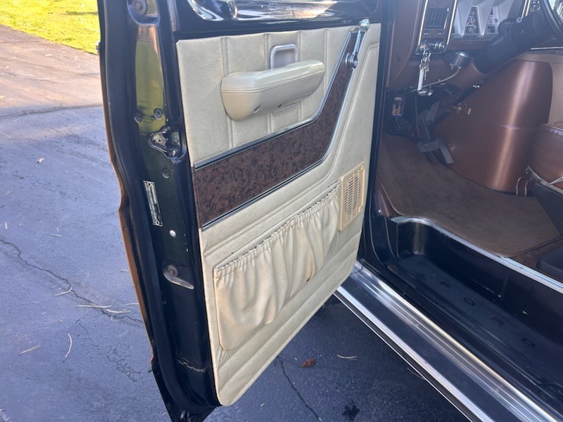 Ford-Super-Wagon-1978-Van-10