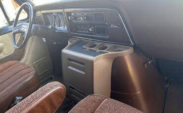 Ford-Super-Wagon-1978-Van-12
