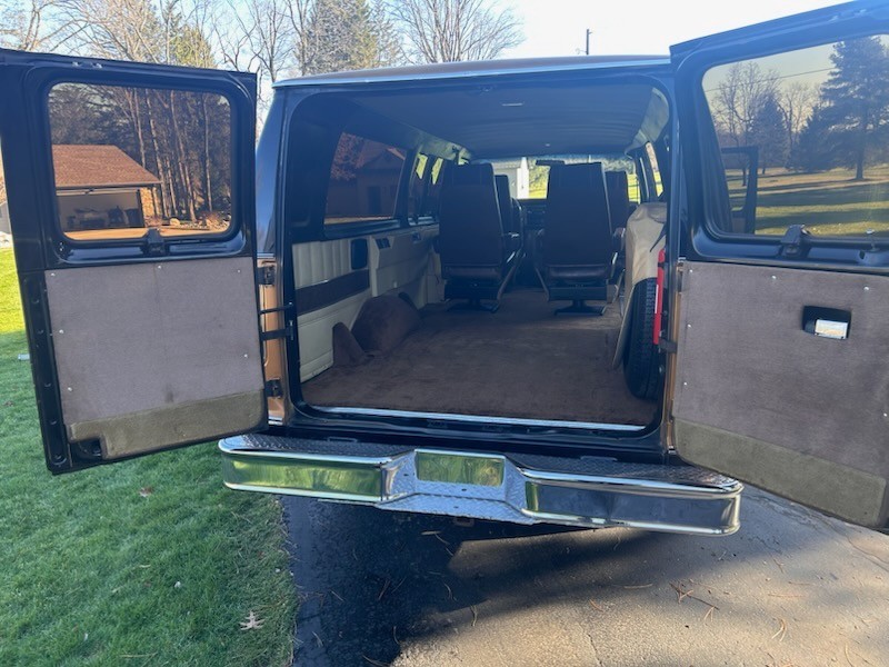 Ford-Super-Wagon-1978-Van-16