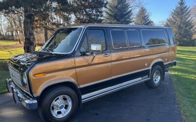 Ford Super Wagon 1978 Van