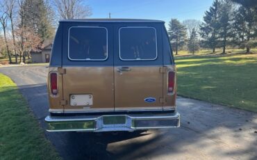 Ford-Super-Wagon-1978-Van-5