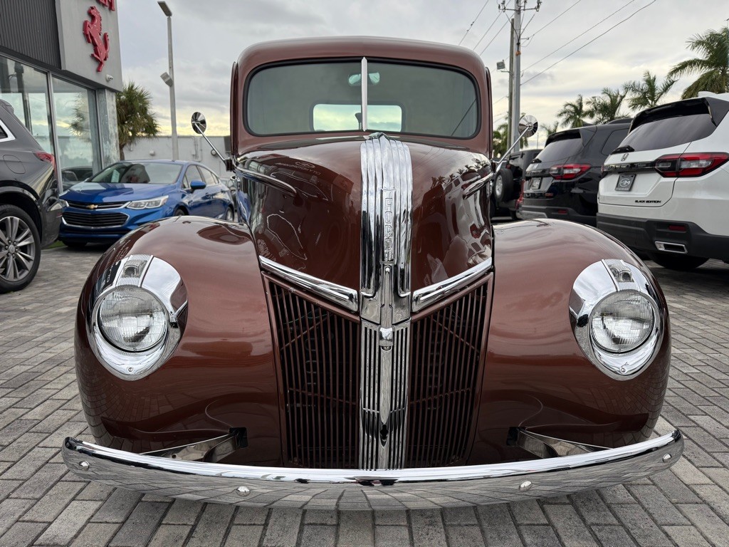 Ford-TRUCK-1941-1