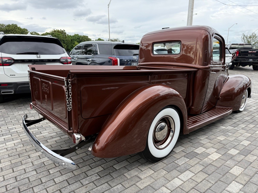 Ford-TRUCK-1941-11