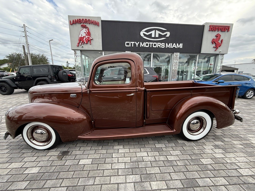 Ford-TRUCK-1941-4