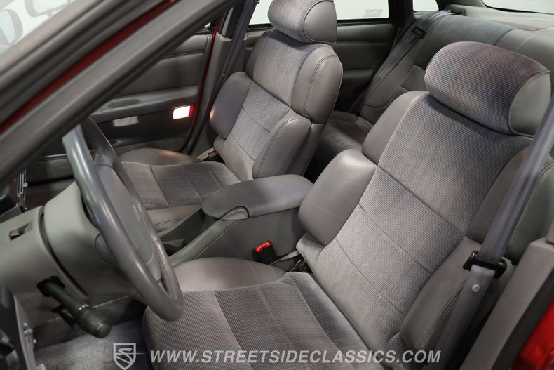 Ford-Taurus-1993-Ultra-Red-Opal-Grey-41