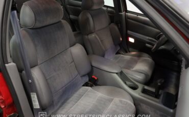 Ford-Taurus-1993-Ultra-Red-Opal-Grey-44