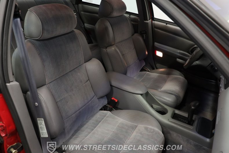 Ford-Taurus-1993-Ultra-Red-Opal-Grey-44