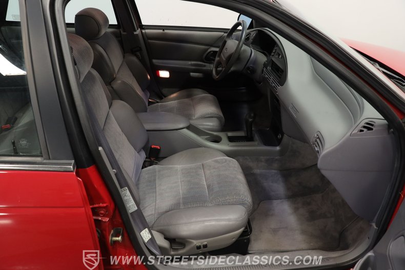 Ford-Taurus-1993-Ultra-Red-Opal-Grey-45