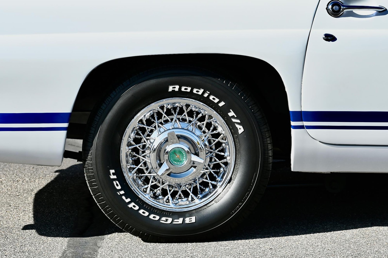 Ford-Thunderbird-1955-33