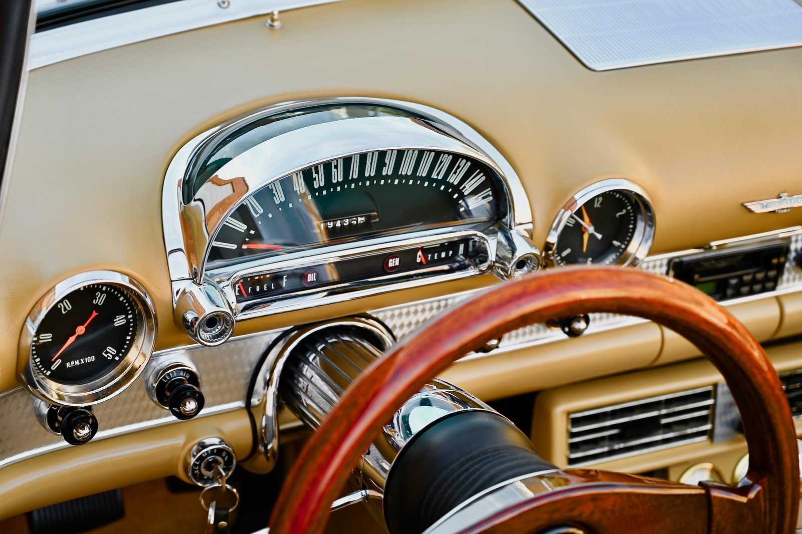 Ford-Thunderbird-1955-39